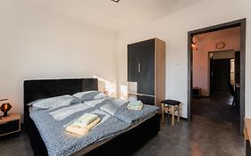 Apartmany Praha-Modrany